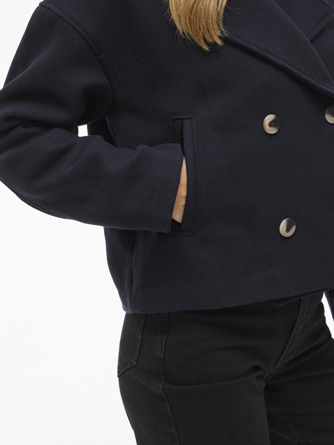 model_shot-detail